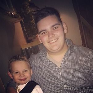 Meet your Posher, Christopher